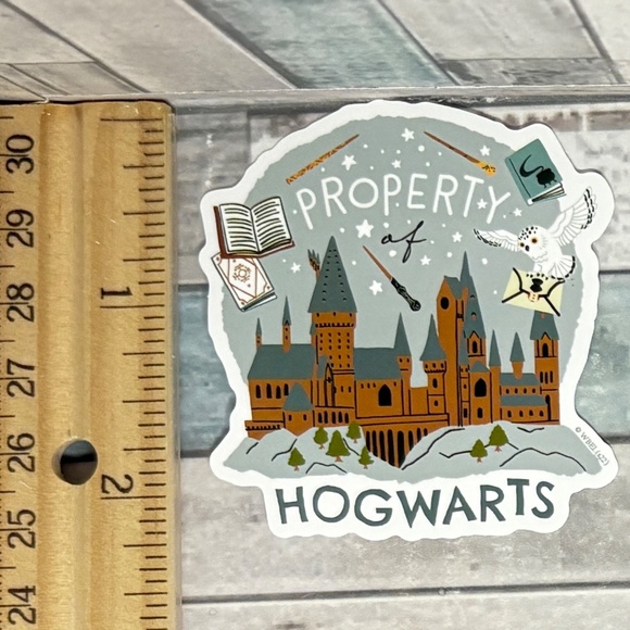 🌀10/$10🌀 Harry Potter Hogwarts Reusable Waterproof Vinyl Sticker Decal - Picture 1 of 1